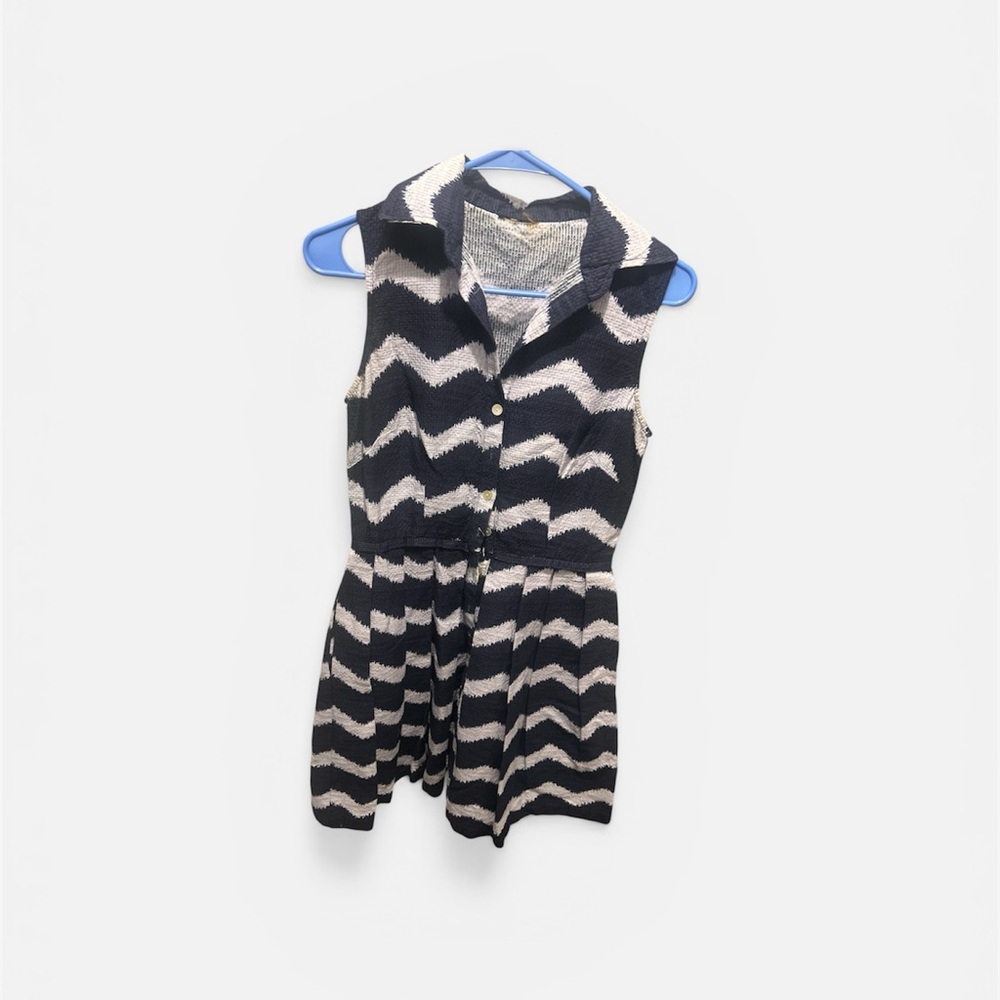 Sleeveless Chevron Knit Dress in Navy